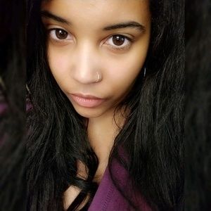 Meet your Posher, Briana